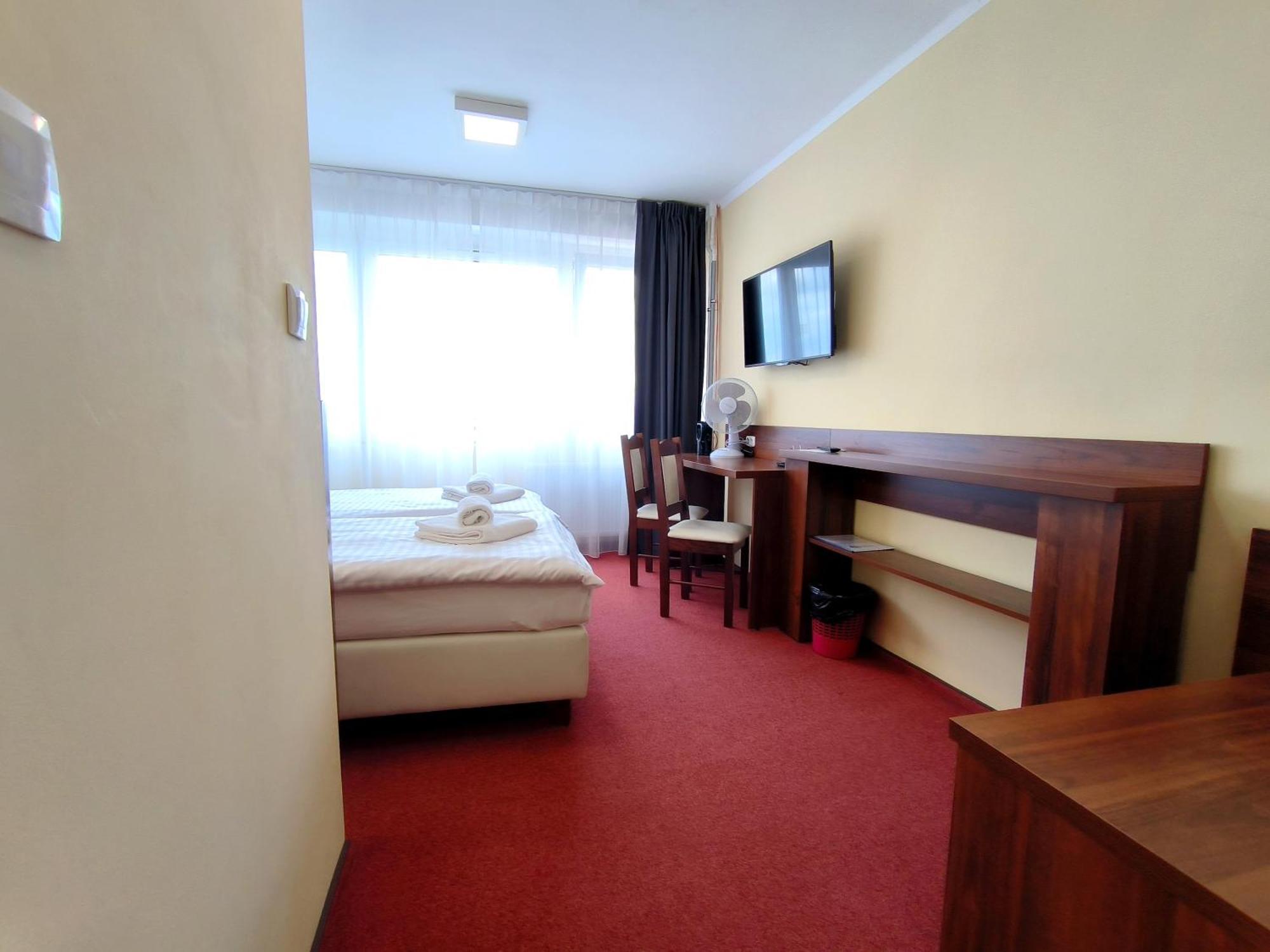 Hotel Sill Kielce Exterior photo