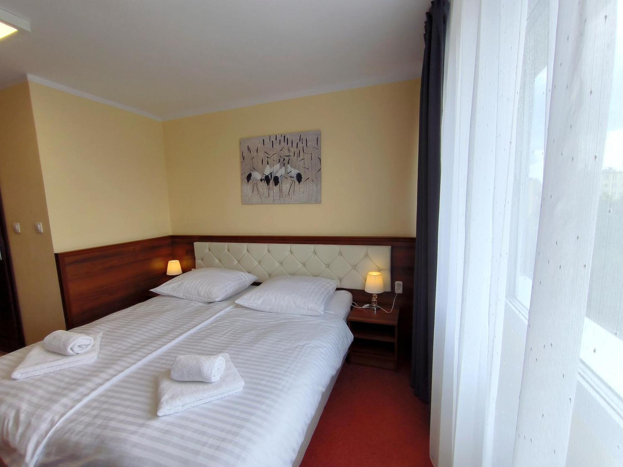Hotel Sill Kielce Exterior photo