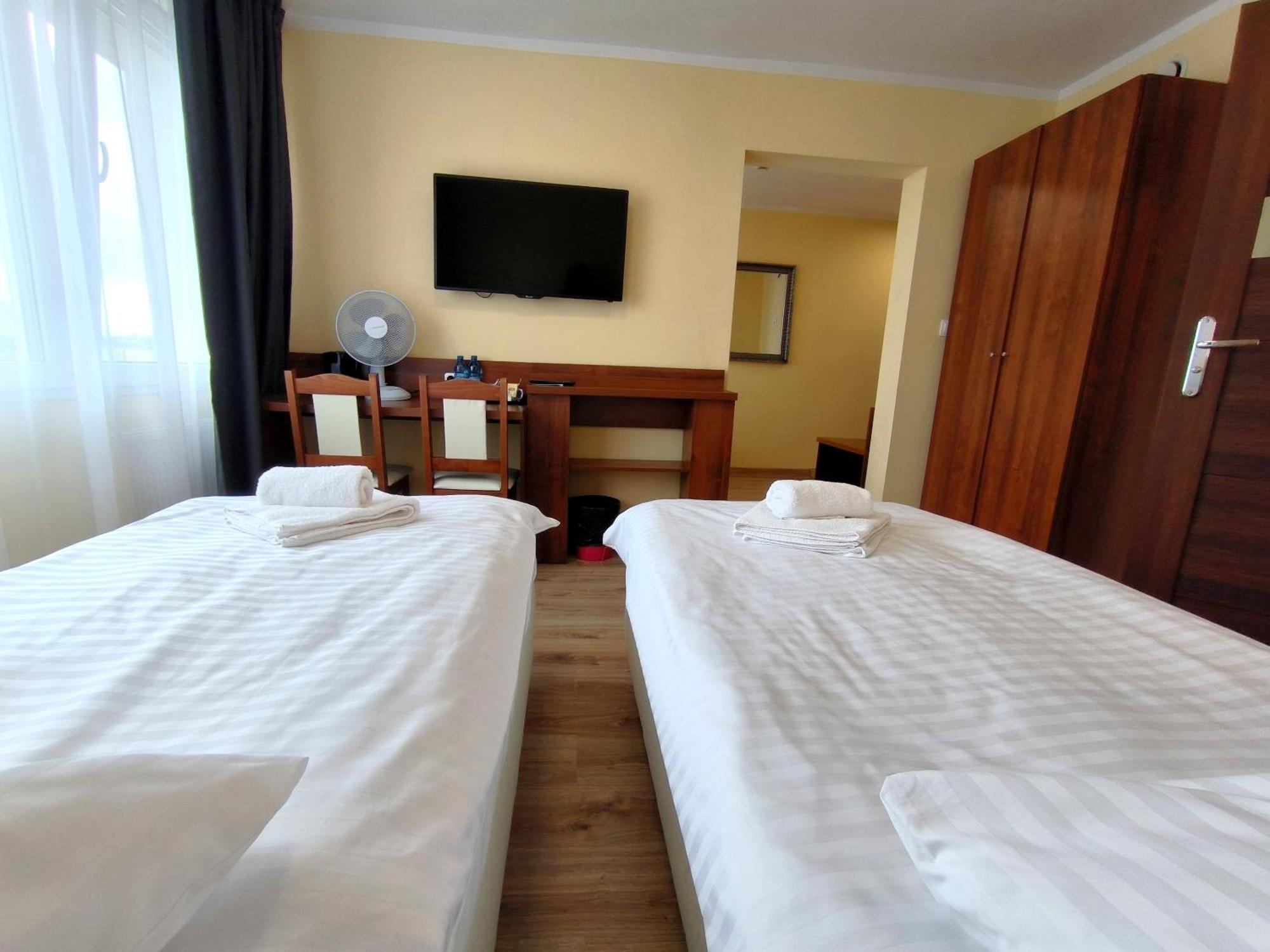 Hotel Sill Kielce Exterior photo